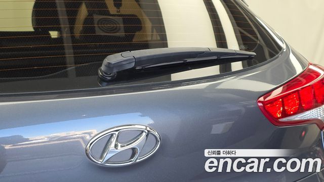 Hyundai Tucson Diesel 2.0 2WD Style 2017 — фото 30