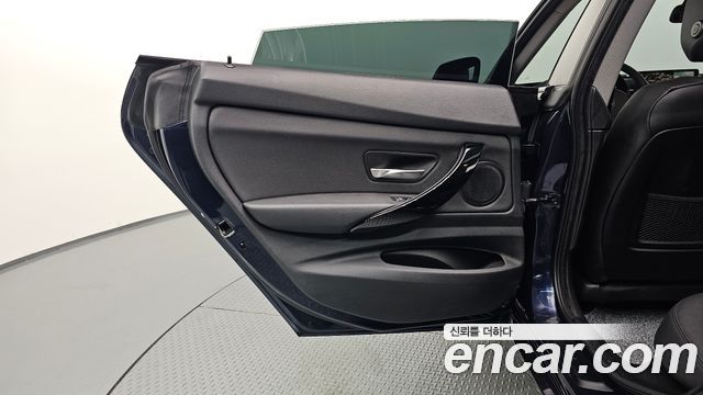 BMW 3 Series GT (F34) GT 320d 2018 — фото 25