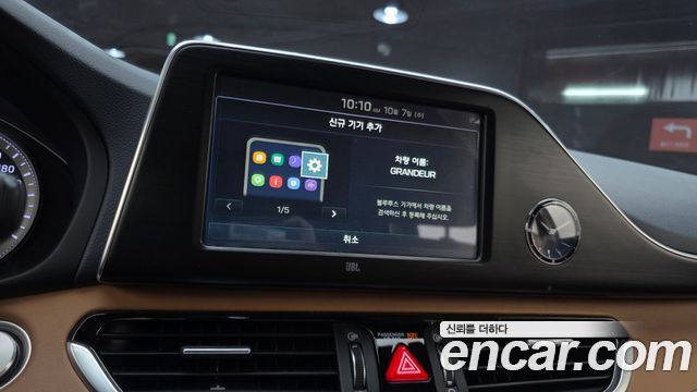 Hyundai Grandeur (IG) 2.4 Exclusive Special 2019 — фото 15