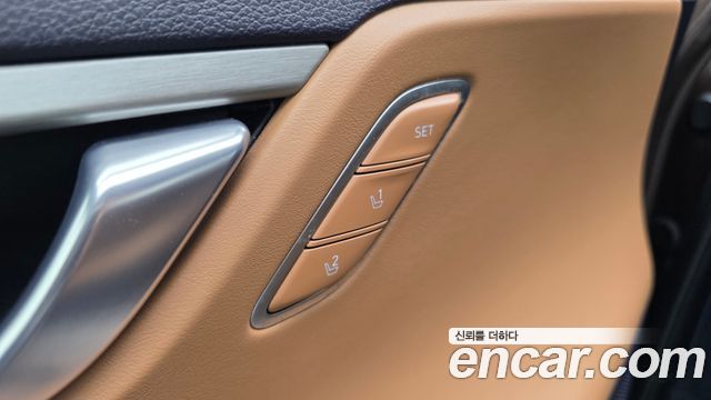 Hyundai Grandeur (IG) 2.4 Exclusive Special 2019 — фото 19