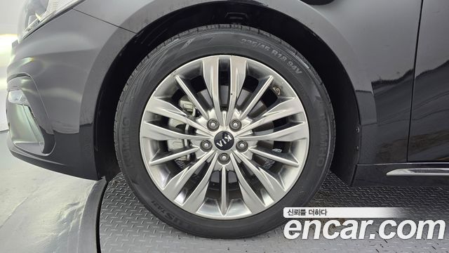 Kia K5 (II) 2.0 Intelligent 2019 — фото 5