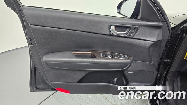 Kia K5 (II) 2.0 Intelligent 2019 — фото 24