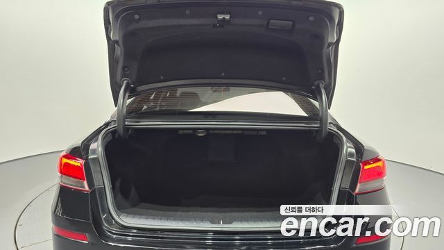 Kia K5 (II) 2.0 Intelligent 2019 — фото 31