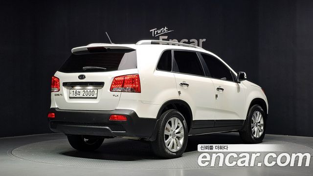 Kia Sorento R Diesel 2.0 2WD TLX High-Deluxe 2011 — фото 2