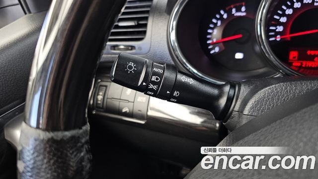 Kia Sorento R Diesel 2.0 2WD TLX High-Deluxe 2011 — фото 18