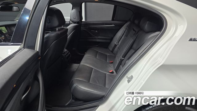 BMW 5 Series (F10) 520d M Aero Dynamic 2016 — фото 12
