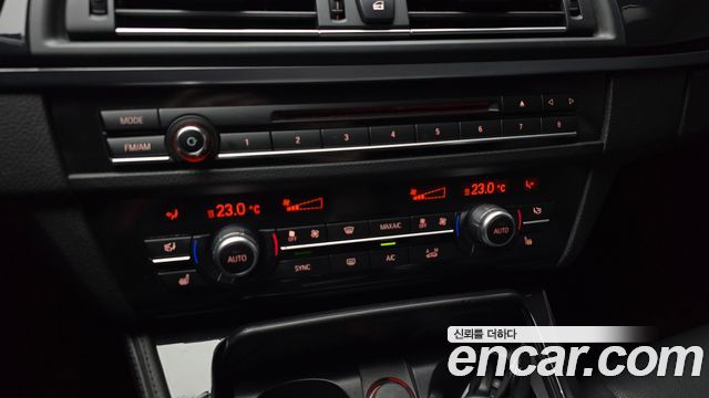 BMW 5 Series (F10) 520d M Aero Dynamic 2016 — фото 18