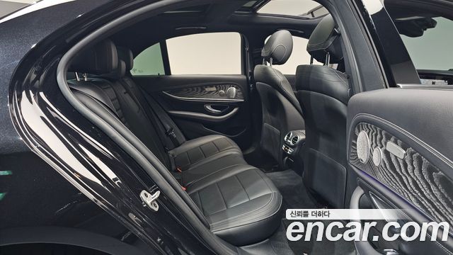 Mercedes-Benz E-Class (W213) E350 4MATIC AMG Line 2021 — фото 11