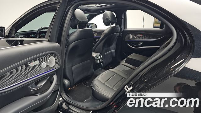 Mercedes-Benz E-Class (W213) E350 4MATIC AMG Line 2021 — фото 12