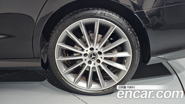 Mercedes-Benz E-Class (W213) E350 4MATIC AMG Line 2021 — фото 21