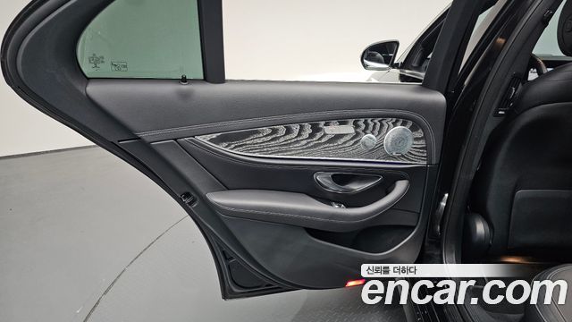 Mercedes-Benz E-Class (W213) E350 4MATIC AMG Line 2021 — фото 25