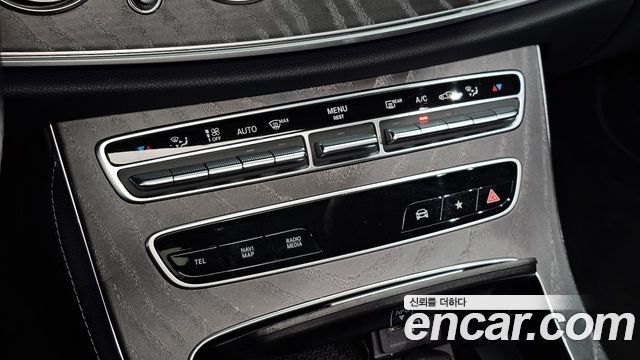 Mercedes-Benz E-Class (W213) E350 4MATIC AMG Line 2021 — фото 27