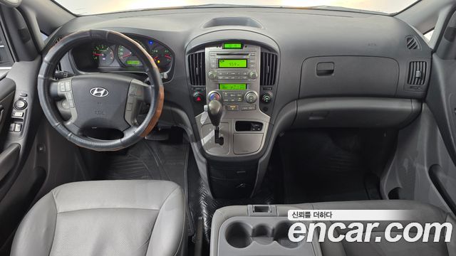 Hyundai Grand Starex 12-Seater Wagon CVX Premium 2013 — фото 7