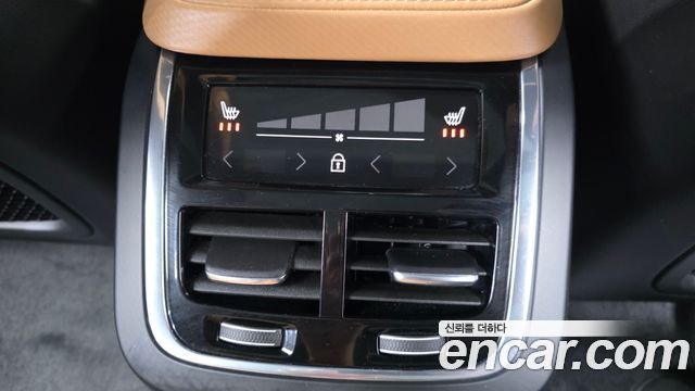 Volvo XC90 (II) D5 Inscription 2018 — фото 18