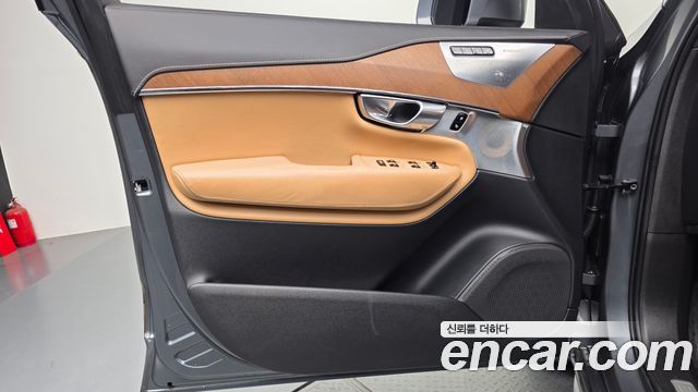 Volvo XC90 (II) D5 Inscription 2018 — фото 24