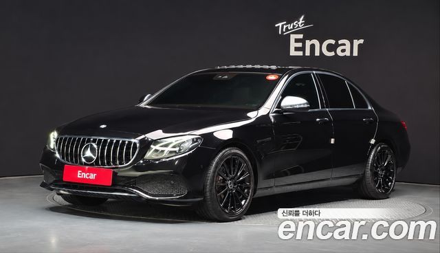 Mercedes-Benz E-Class (W213) E300 Avantgarde 2019 — фото 1