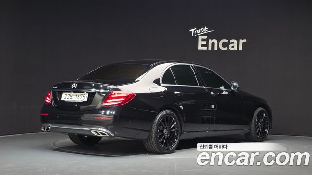 Mercedes-Benz E-Class (W213) E300 Avantgarde 2019 — фото 2