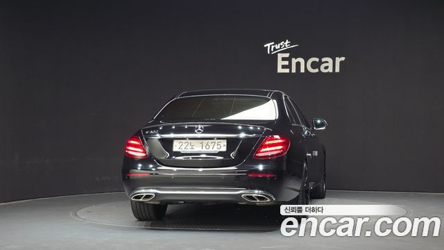 Mercedes-Benz E-Class (W213) E300 Avantgarde 2019 — фото 4