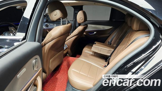 Mercedes-Benz E-Class (W213) E300 Avantgarde 2019 — фото 17