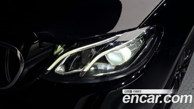 Mercedes-Benz E-Class (W213) E300 Avantgarde 2019 — фото 28