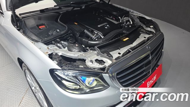 Mercedes-Benz E-Class (W213) E300 4MATIC Exclusive 2020 — фото 6