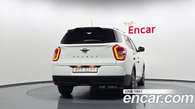 KG Mobility (SsangYong) Tivoli Air Diesel RX 2WD 2017 — фото 4