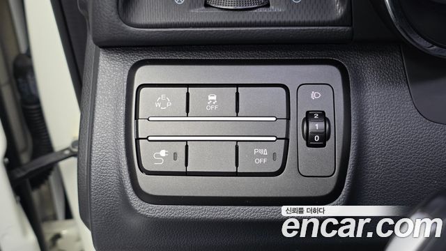 KG Mobility (SsangYong) Tivoli Air Diesel RX 2WD 2017 — фото 29
