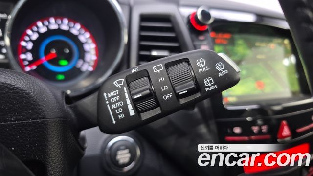 KG Mobility (SsangYong) Tivoli Air Diesel RX 2WD 2017 — фото 30