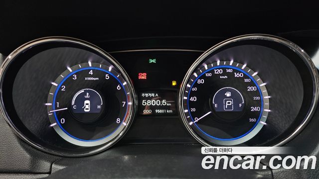 Hyundai Sonata (YF) Y20 Luxury 2012 — фото 8