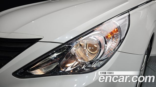 Hyundai Sonata (YF) Y20 Luxury 2012 — фото 22