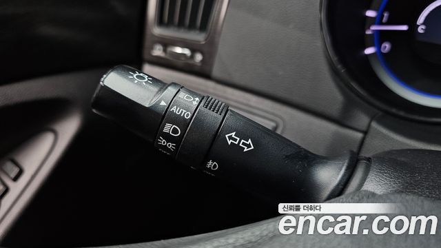 Hyundai Sonata (YF) Y20 Luxury 2012 — фото 30