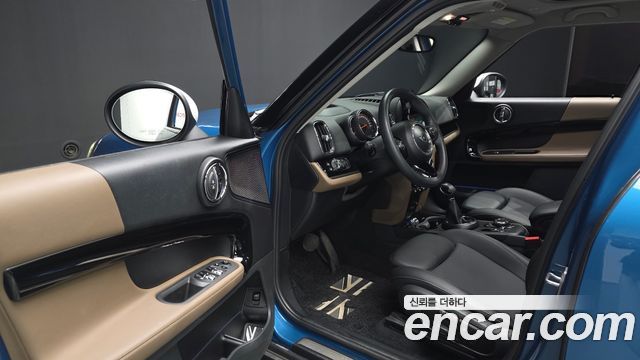 MINI Cooper Countryman HIGH 2nd 2019 — фото 10
