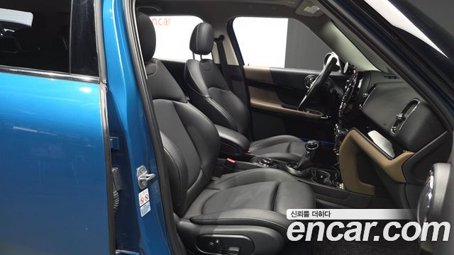 MINI Cooper Countryman HIGH 2nd 2019 — фото 15