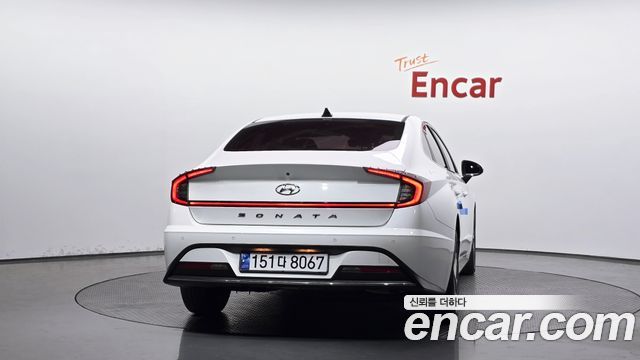Hyundai Sonata (DN8) 2.0 Premium 2021 — фото 4
