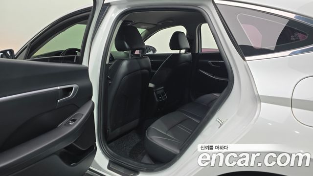 Hyundai Sonata (DN8) 2.0 Premium 2021 — фото 15
