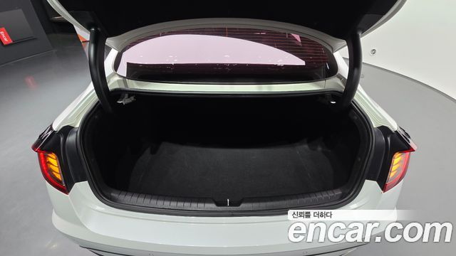 Hyundai Sonata (DN8) 2.0 Premium 2021 — фото 34