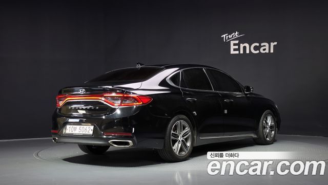 Hyundai Grandeur (IG) 3.0 Exclusive 2018 — фото 2