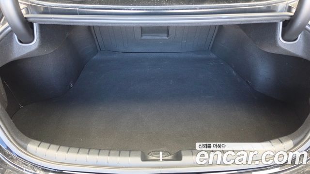 Hyundai Grandeur (IG) 3.0 Exclusive 2018 — фото 20