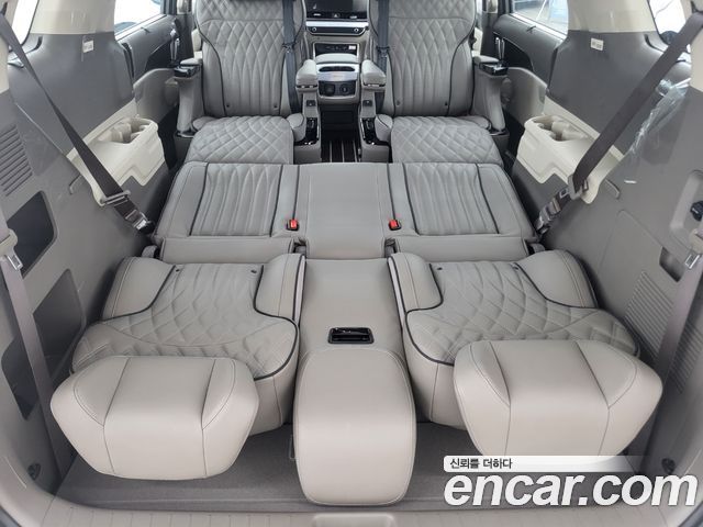 Kia Carnival (IV) Gasoline 9 Seater X Line