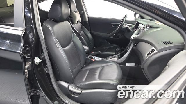 Hyundai Avante (MD) M16 GDI Avenue 2014 — фото 11