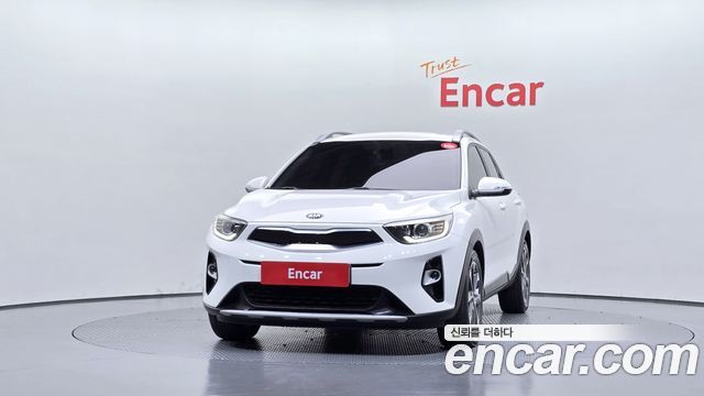 Kia Stonic 1.4 Prestige 2020 — фото 3
