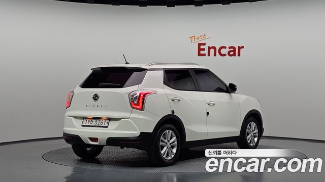 KG Mobility (SsangYong) Tivoli VX 2WD 2017 — фото 2