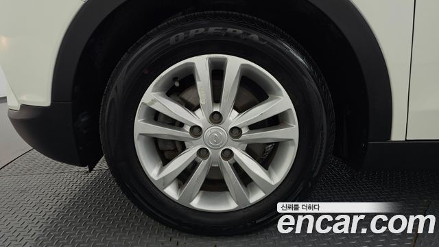 KG Mobility (SsangYong) Tivoli VX 2WD 2017 — фото 5