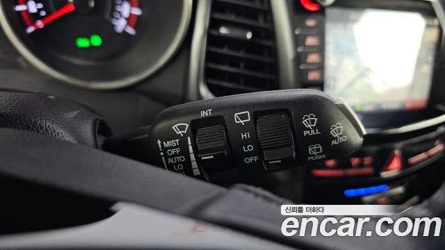 KG Mobility (SsangYong) Tivoli VX 2WD 2017 — фото 28