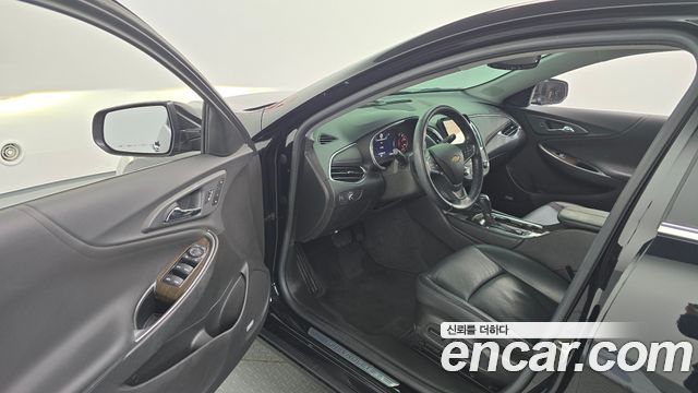 Chevrolet Malibu 2.0 Turbo Perfect Black 2020 — фото 10