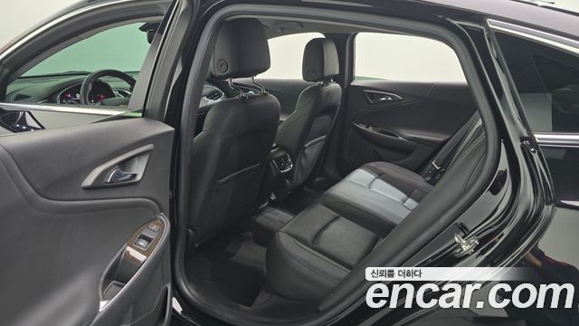 Chevrolet Malibu 2.0 Turbo Perfect Black 2020 — фото 12