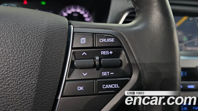Hyundai Sonata Hybrid (LF) 2.0 HEV Modern 2016 — фото 18