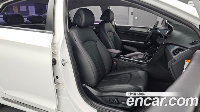 Hyundai Sonata Hybrid (LF) 2.0 HEV Modern 2016 — фото 26
