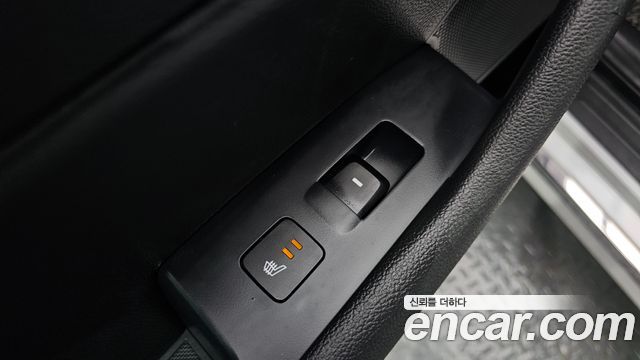 Hyundai Sonata Hybrid (LF) 2.0 HEV Modern 2016 — фото 27
