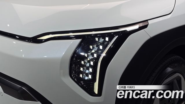 Kia EV3 Long Range 2WD Earth 2025 — фото 22